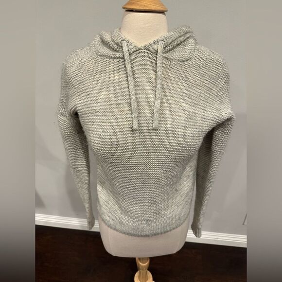 AQUA Size Small Grey Women's Pullover Hoodie Knit Sweater - Picture 1 of 6